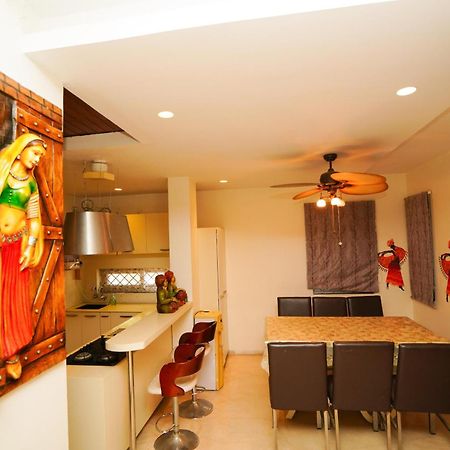 Golden Villa - Duplex House With Private Theater - Near To Alipiri And Bhudevi Ttd Ticket Counter And Kapilateertham Tirupati Bagian luar foto
