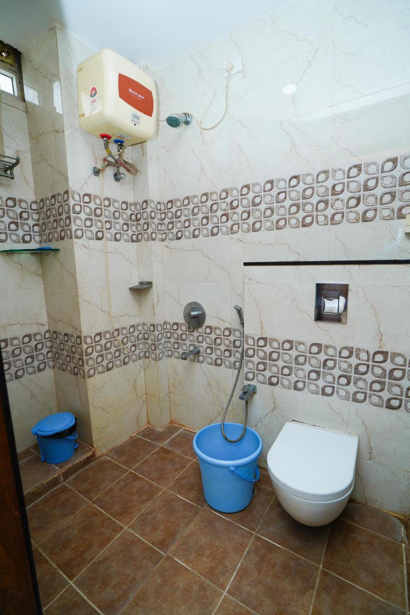 Golden Villa - Duplex House With Private Theater - Near To Alipiri And Bhudevi Ttd Ticket Counter And Kapilateertham Tirupati Bagian luar foto